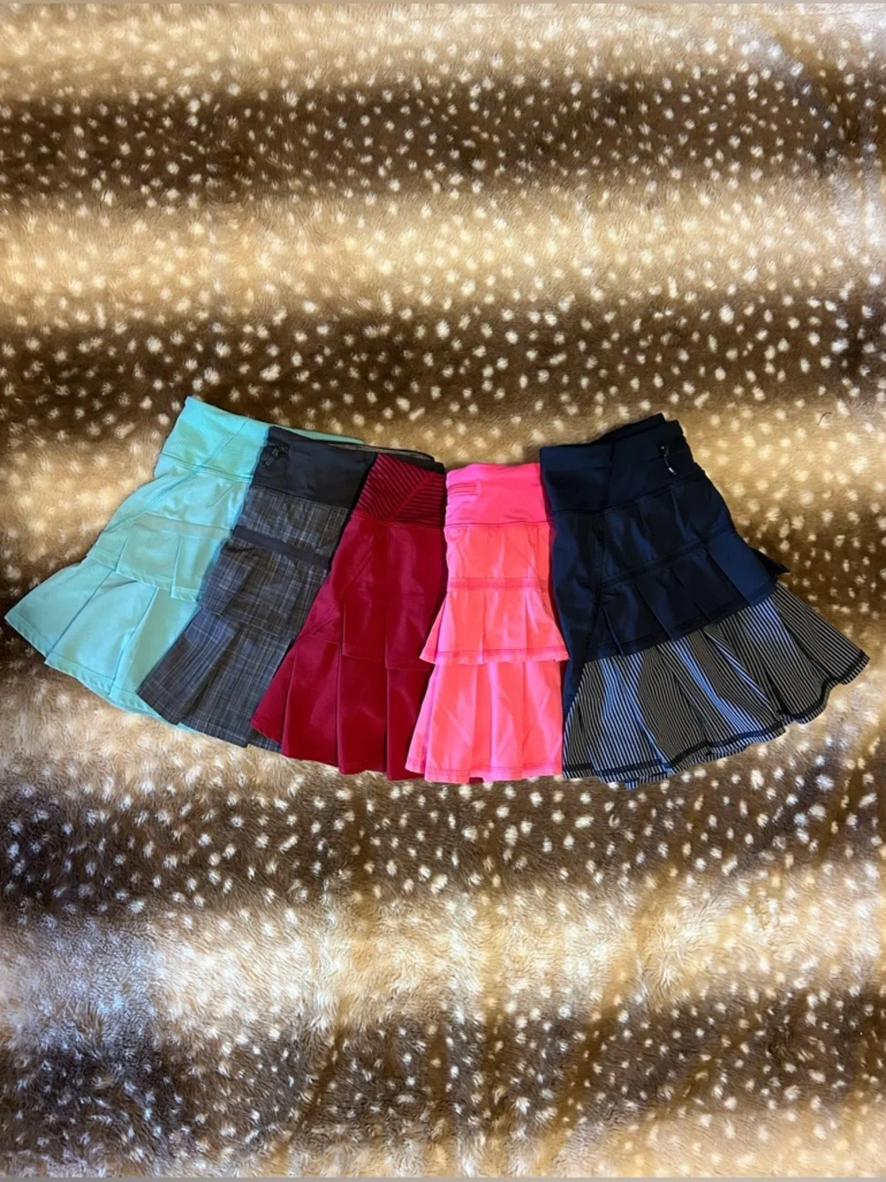 “Vintage” Lululemon Hot Pink Run Pace Setter tennis skirt size 4 - Picture 9 of 9